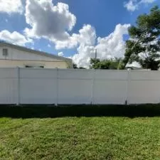 Vinyl Fence Cleaning in Rockledge, FL 1